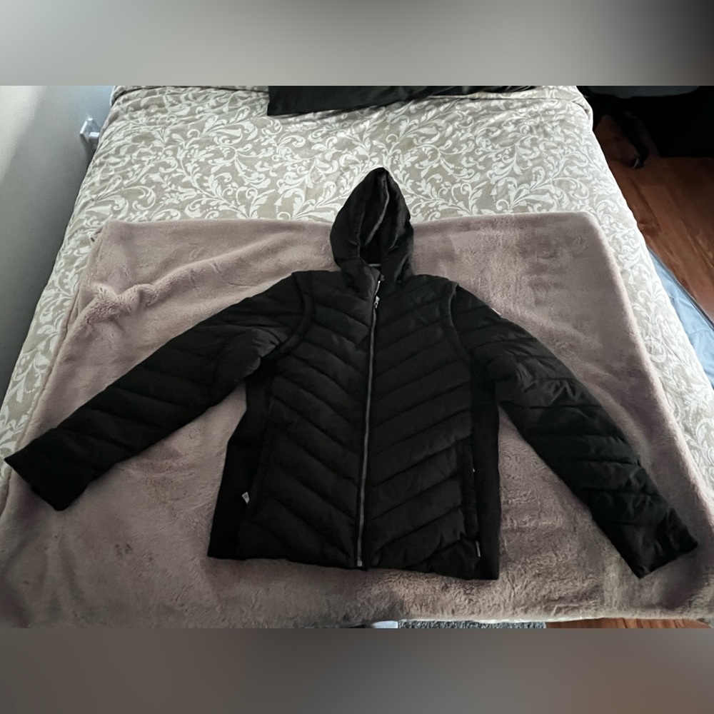 Beverly Hills POLO CLUB jacket ( BARELY USED basically brand NEW)